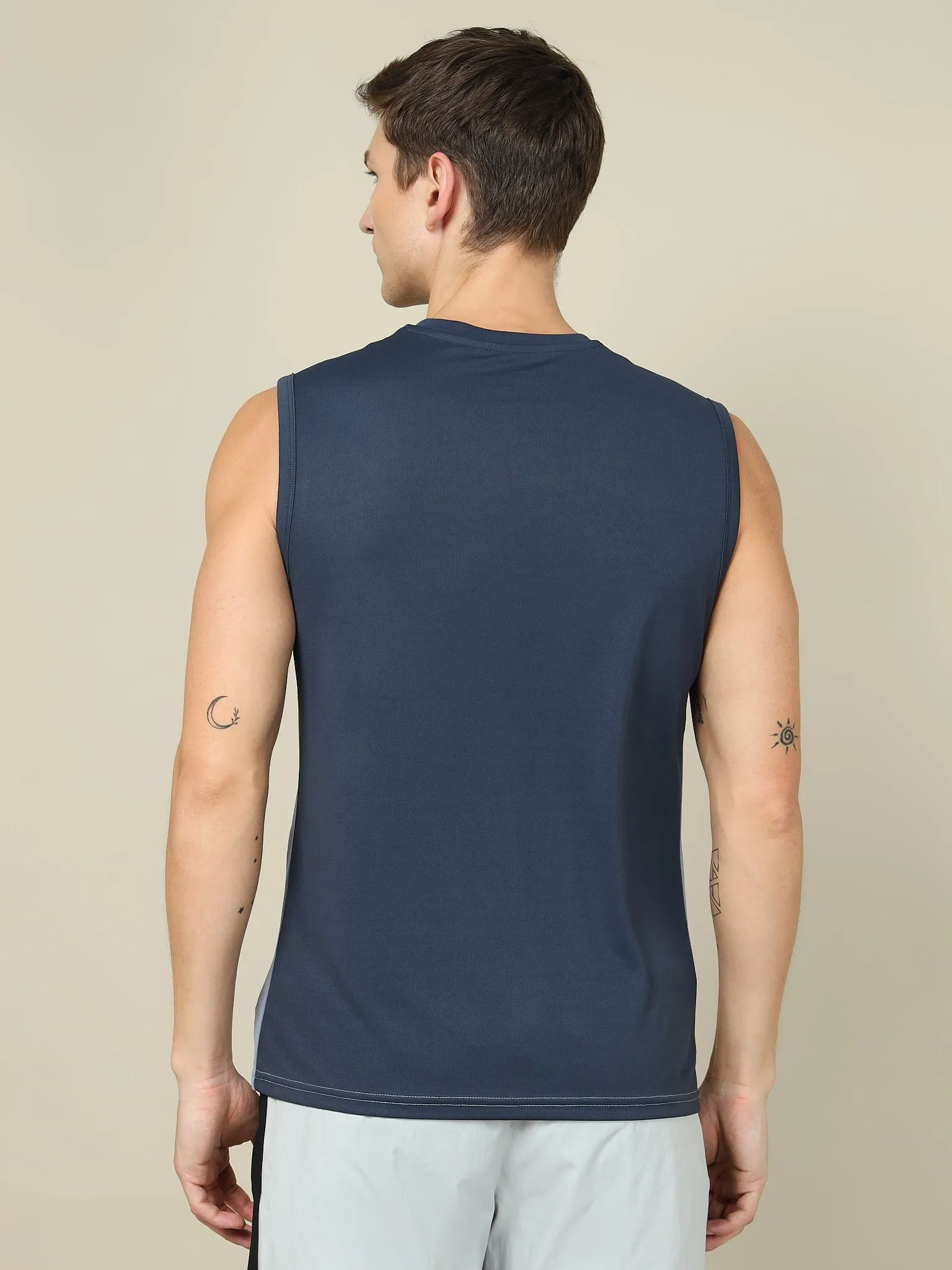 Men Solid Slim Fit V Neck Sleeveless T-shirt with TECHNO COOL  