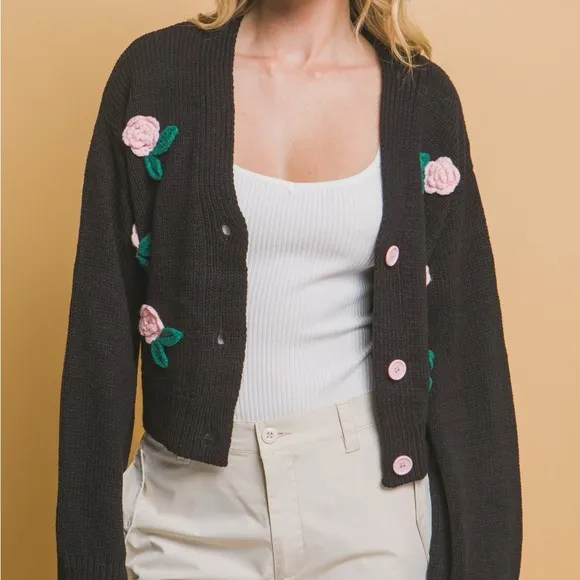 Mid Cropped Flower Cardigan