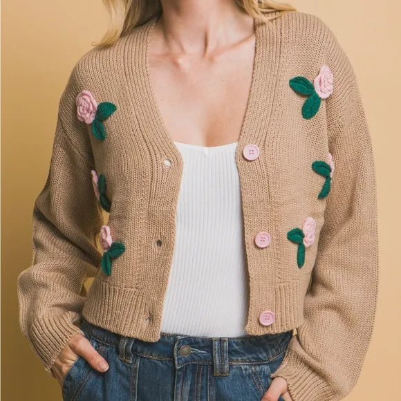 Mid Cropped Flower Cardigan