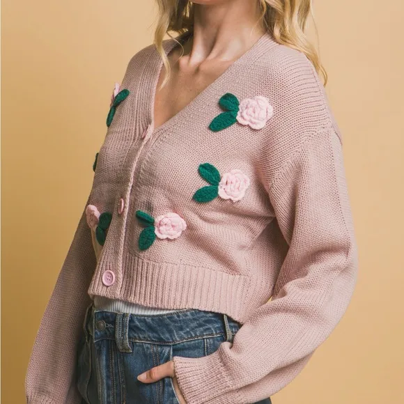 Mid Cropped Flower Cardigan