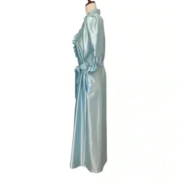 Miss Elaine Vintage 70s 80s Blue Satin Puff Sleeve Robe Size Small