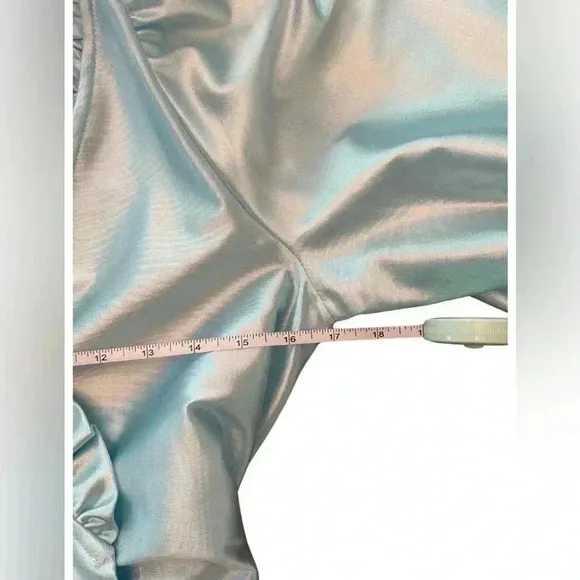 Miss Elaine Vintage 70s 80s Blue Satin Puff Sleeve Robe Size Small
