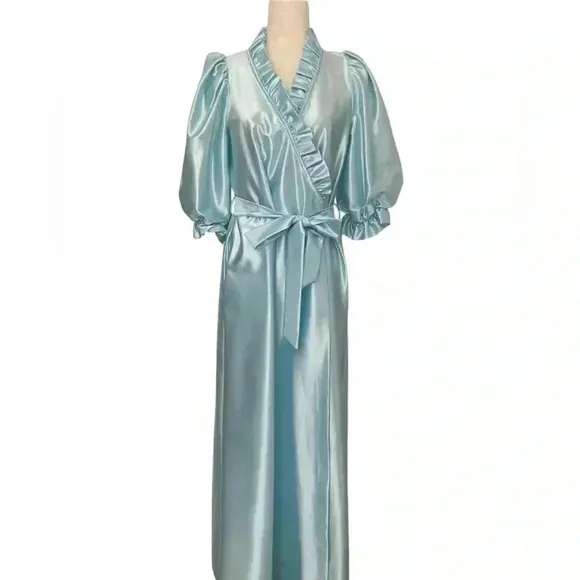 Miss Elaine Vintage 70s 80s Blue Satin Puff Sleeve Robe Size Small
