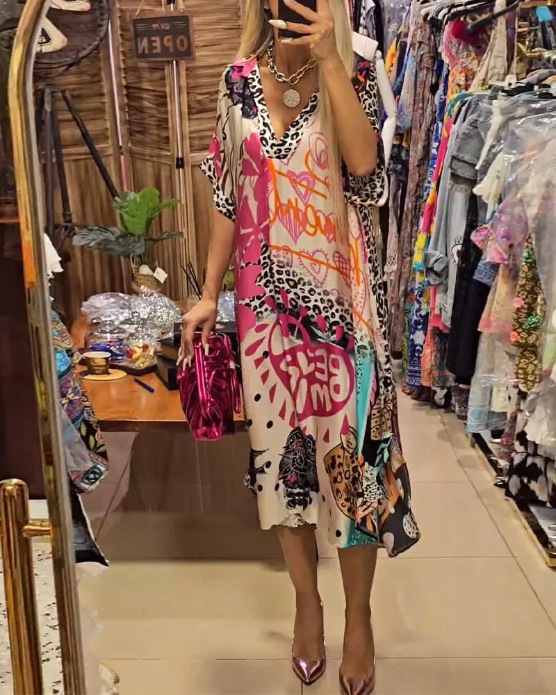 Mónica® | Elegant V-Neck Dress