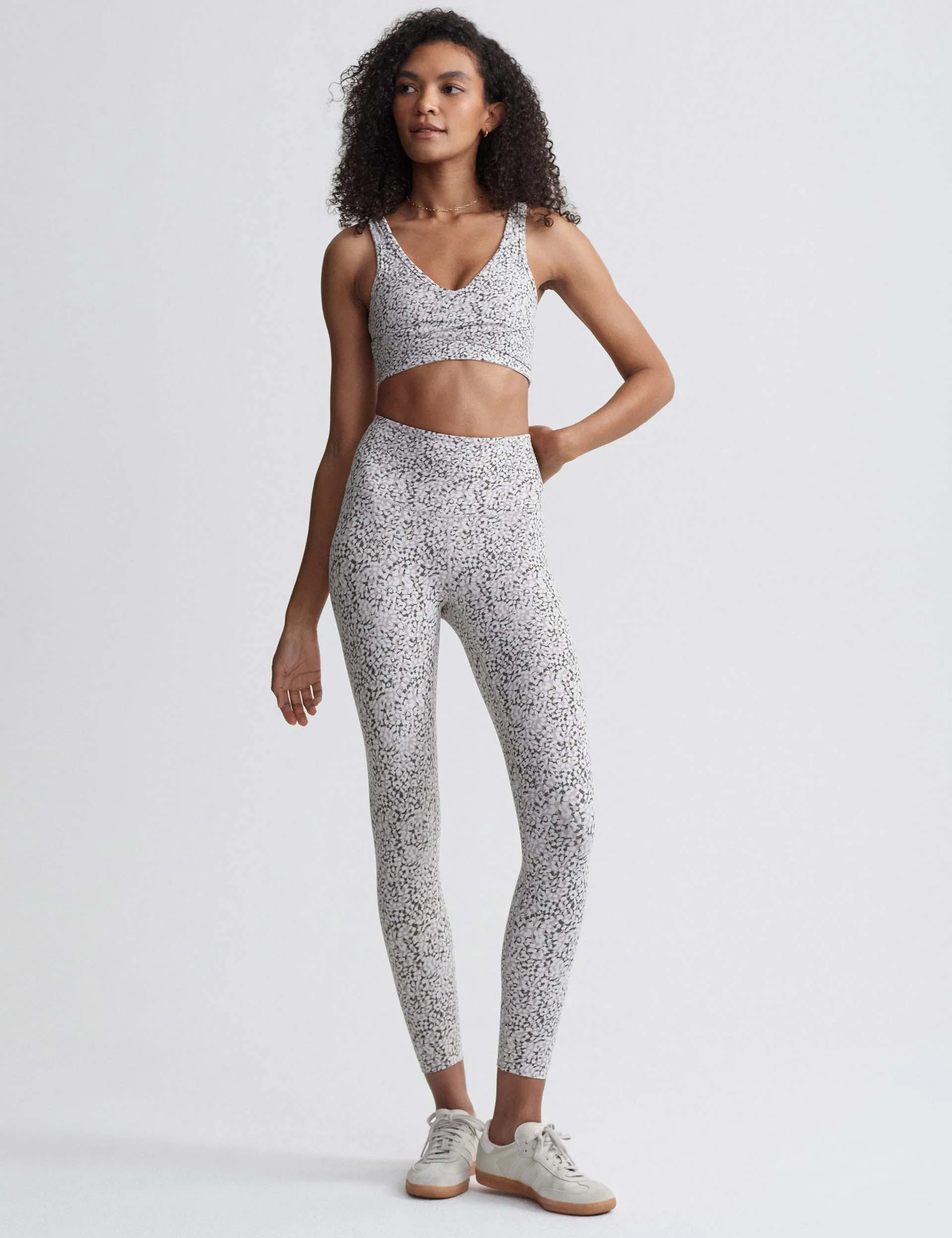 Move Super High Waisted Legging 25" - Mono Distorted Cheetah