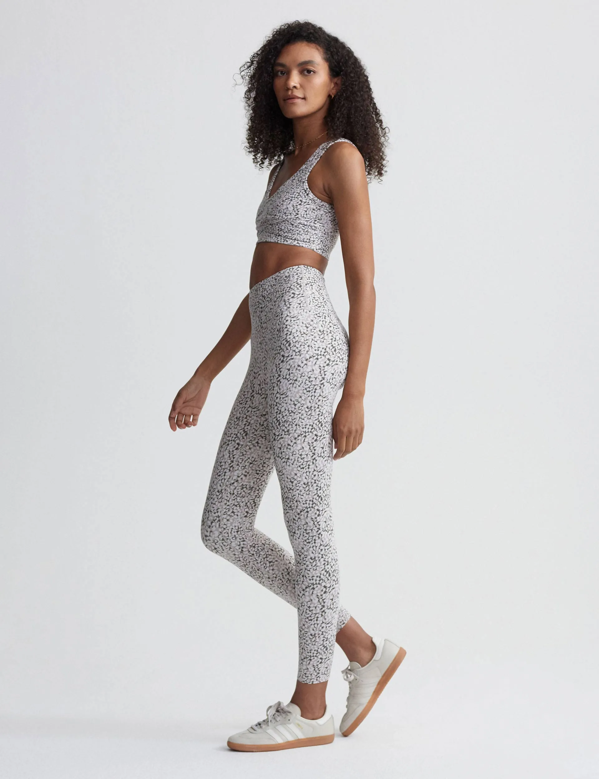 Move Super High Waisted Legging 25" - Mono Distorted Cheetah