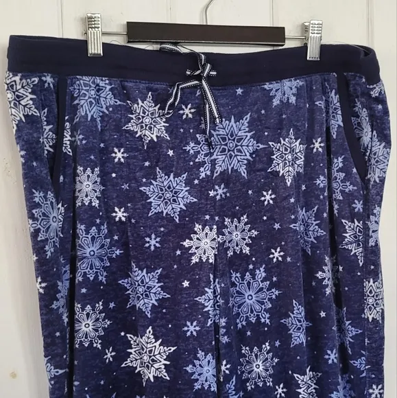 Nautica Pajama Sleepwear Set Loungewear Snowflake Print