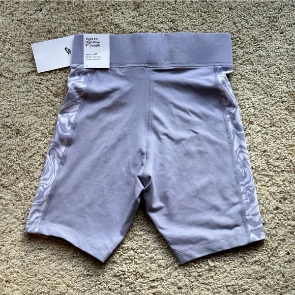 NEW Nike Womens High-Rise 8&quot; Swirled Biker Shorts - Size XS