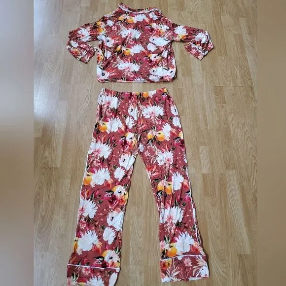 NEW! Posh Peanut: Floral Long Sleeve Relaxed Pajamas