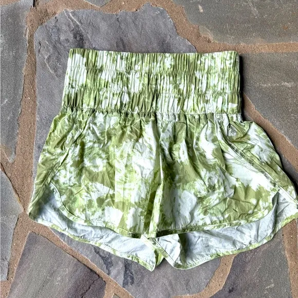 New🌟Free People Movement-The Way Home Printed Shorts-Green Combo