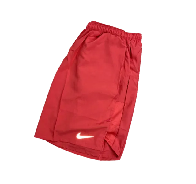 Nike Challenger 7 inch Shorts - Adobe Red