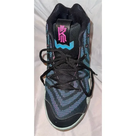 Nike Kyrie 4 80s Kids Basketball Shoes Black Fuchsia Size 6Y