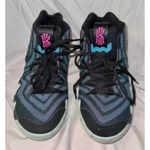 Nike Kyrie 4 80s Kids Basketball Shoes Black Fuchsia Size 6Y