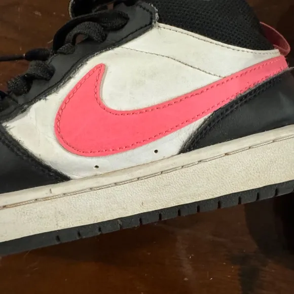 Nike mid top black white and pink 4Y like new