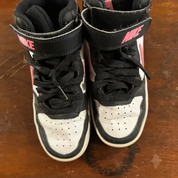 Nike mid top black white and pink 4Y like new