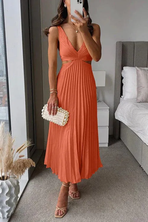 Nina® | Pleated Dress With A Neckline