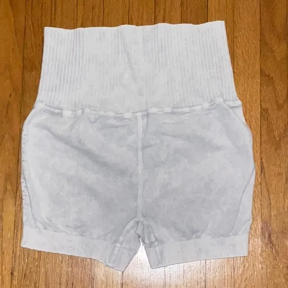 🤍NWOT FREE PEOPLE GOOD KARMA RUNNING  SHORTS