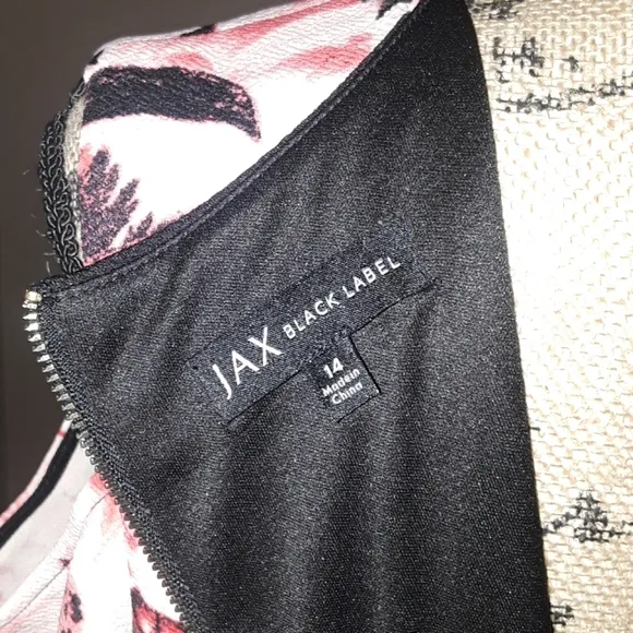 NWOT, JAX Black Label Cold Shoulder Floral Bodycon Dress