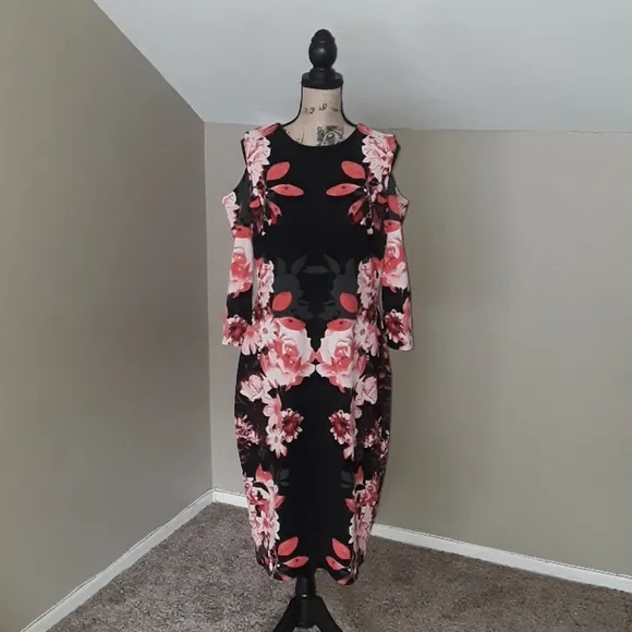 NWOT, JAX Black Label Cold Shoulder Floral Bodycon Dress