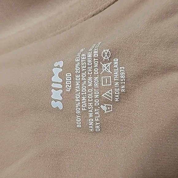 NWOT Skims Fits Everybody T-Shirt Demi Bra Intimates Lined Nude Clay 42DDD