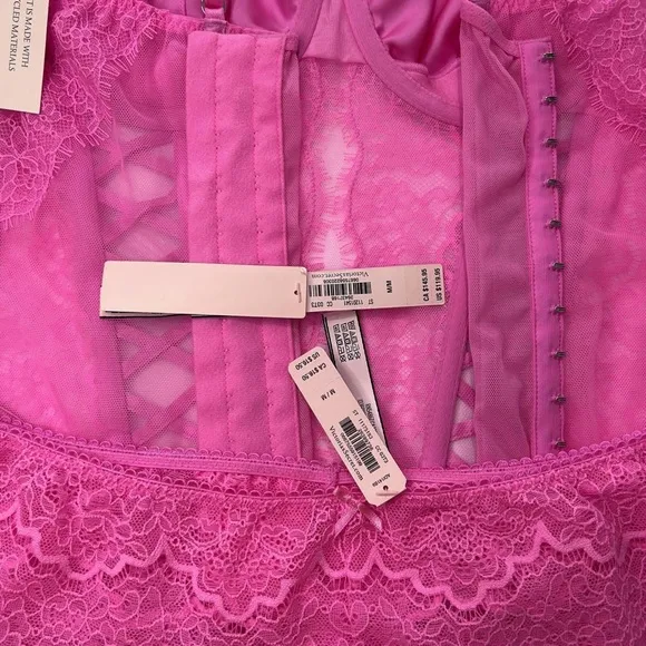 NWT 2PC VS WICKED UNLINED LACE-UP CORSET TOP   LACE THONG