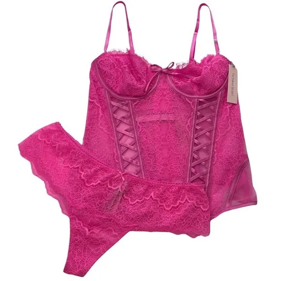 NWT 2PC VS WICKED UNLINED LACE-UP CORSET TOP   LACE THONG