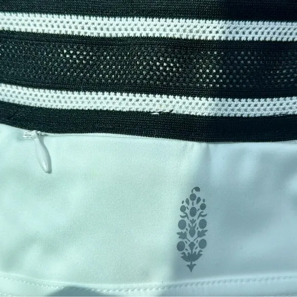NWT FP Movement By Free People Women’s Round Robin Skort Size L in Black/White
