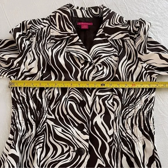 NWT Sunny Leigh Spring Awakening Zebra Cropped Blazer Jacket 3/4 Sleeve