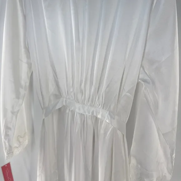 Oscar de la Renta Pink Label Tying the Knot White Lace Accent Wrap Robe Size XL*