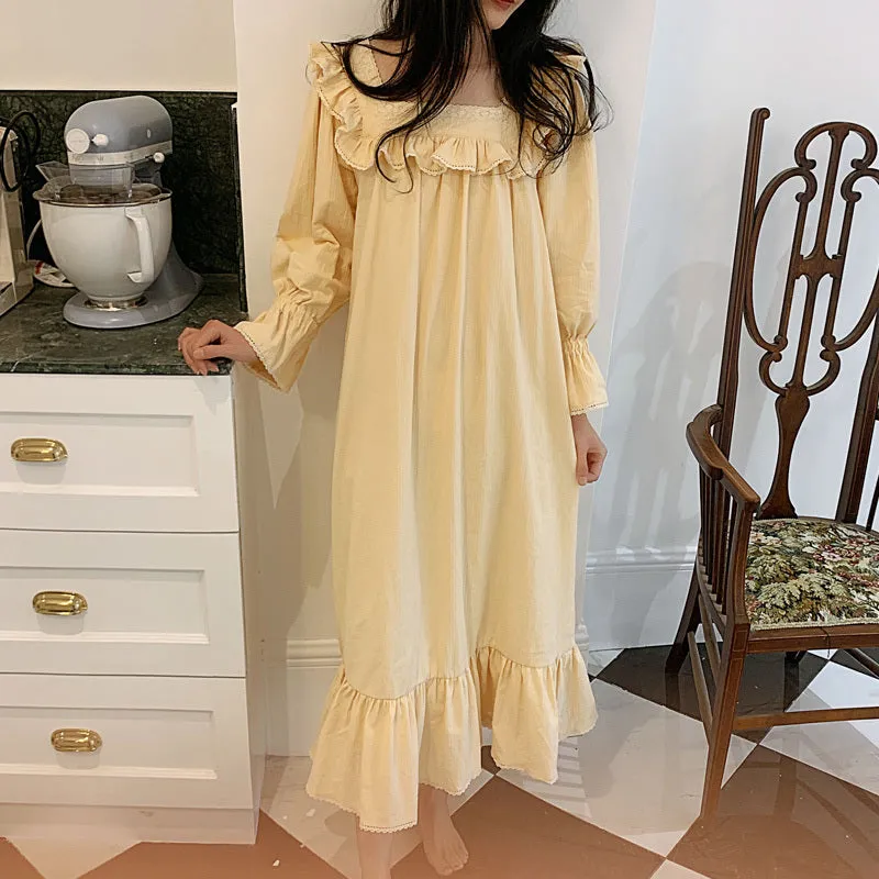 Palace princess style nightgown