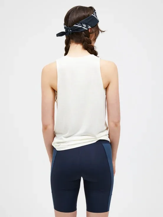 Peak Performance W Delta Tank Top