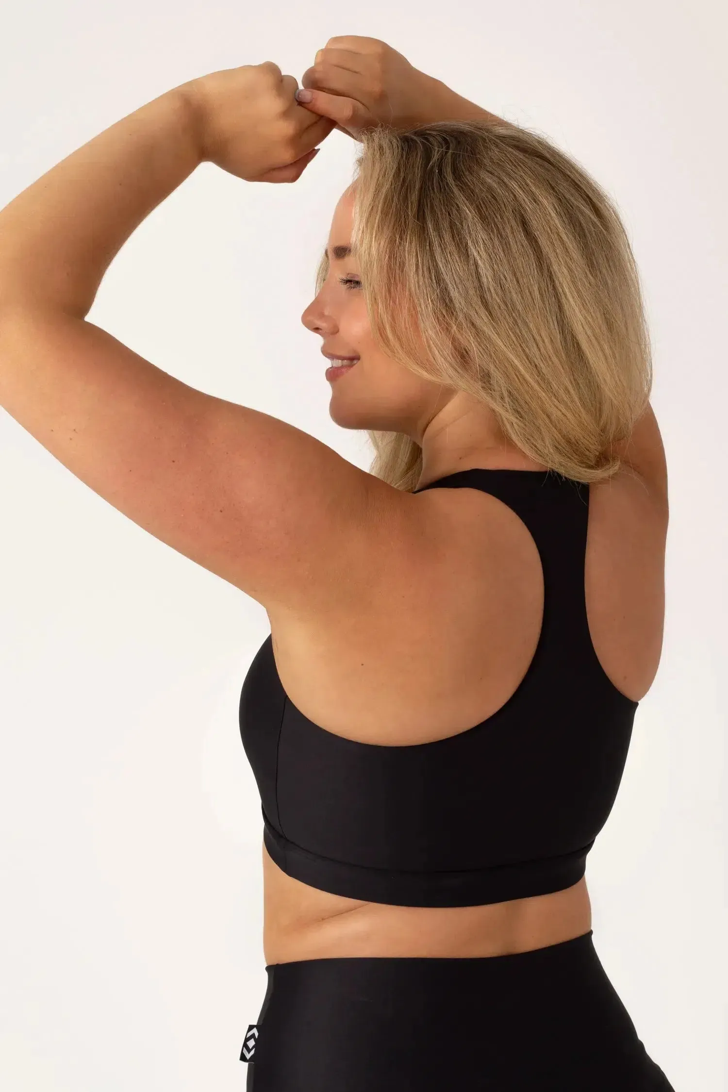 Performance Deep V Crop - Black
