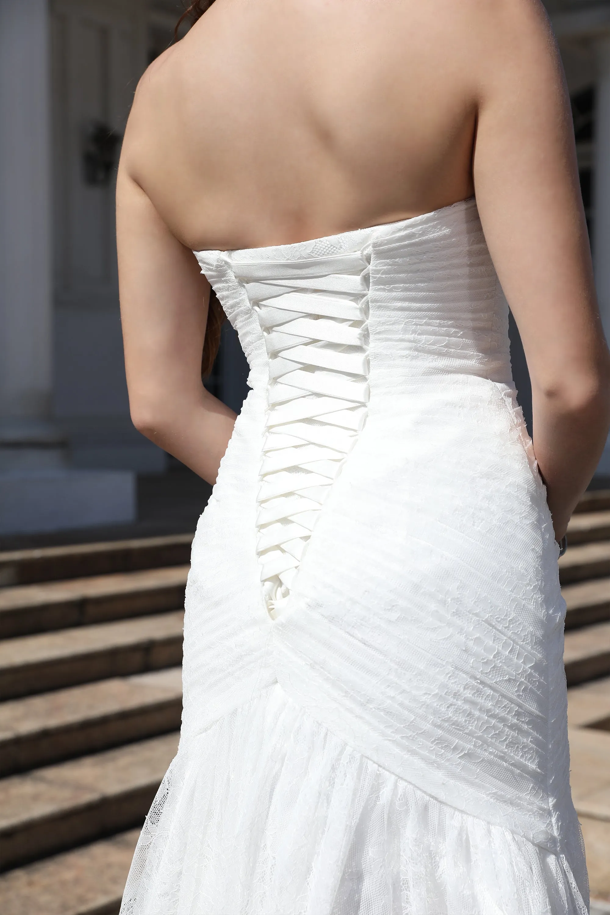 Pleats Sweetheart Ivory Strapless Wedding Dress with Appliques