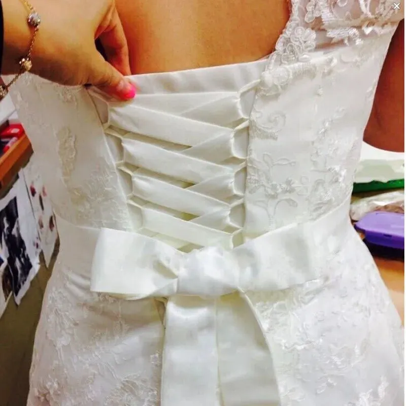 Plus size Scoop Knee-Length Lace Short Wedding Dresses Garden Bridal gowns