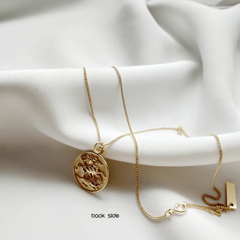 Queen Necklace