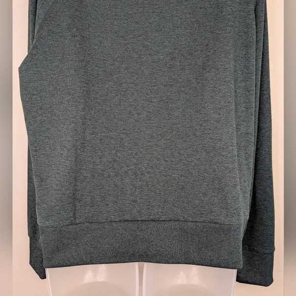 Quince Pullover Athleisure Activewear Gym Outdoors Hike Walk Beach Sweater M