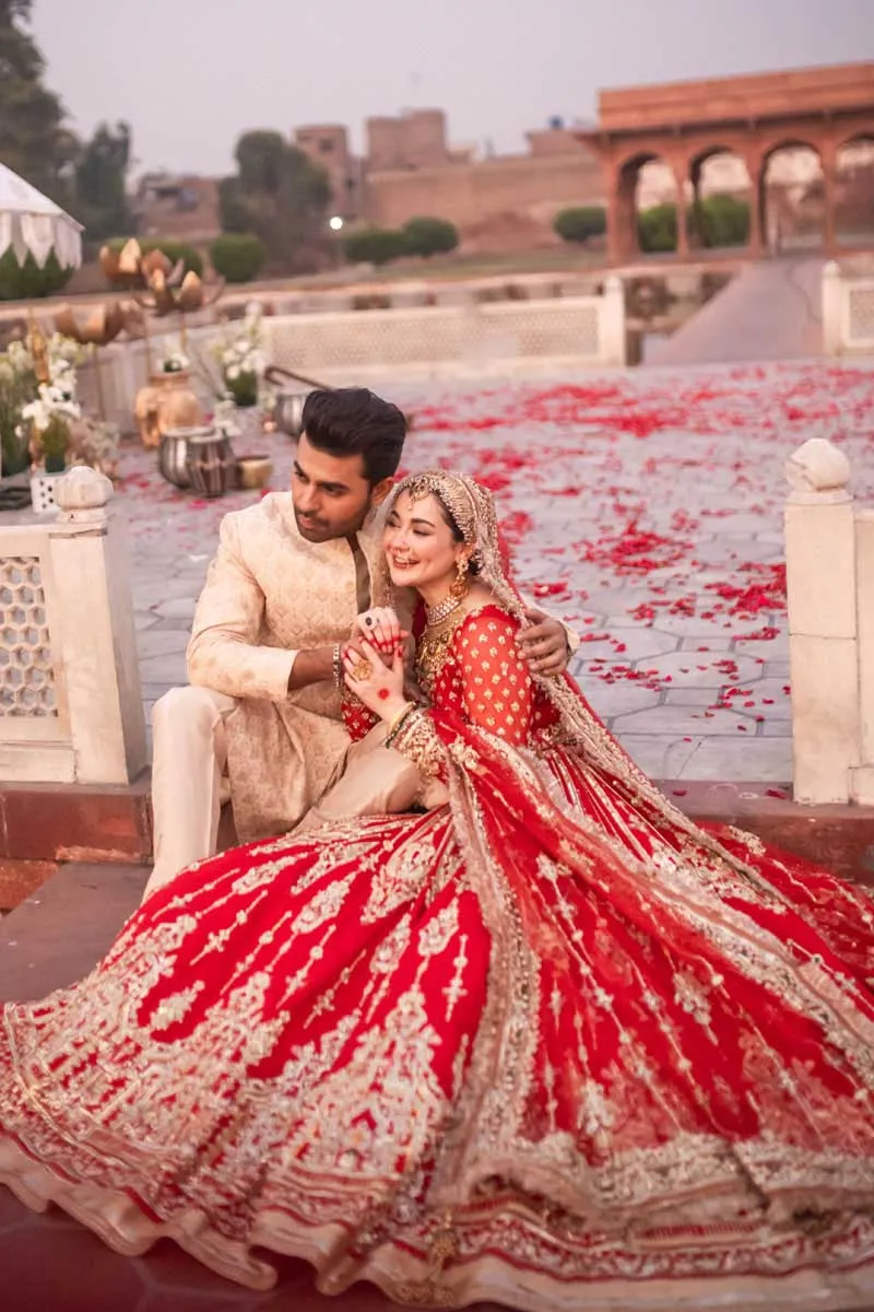 Red Gold Lehenga Choli Pakistani Wedding Dresses