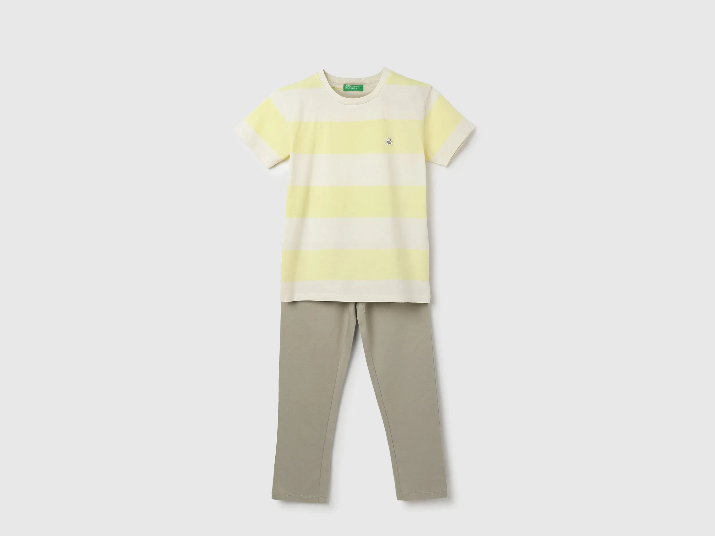 Regular Fit Round Neck Striped Nightsuit