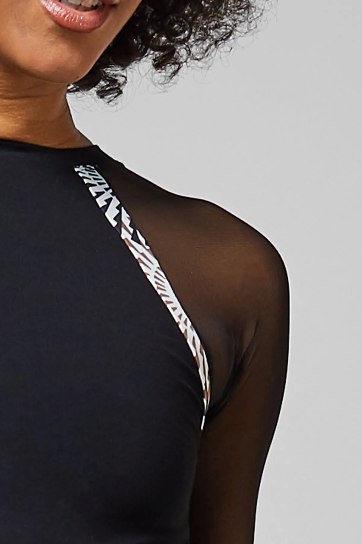Reversible Raglan Mesh Long Sleeve Yoga Top Swirl