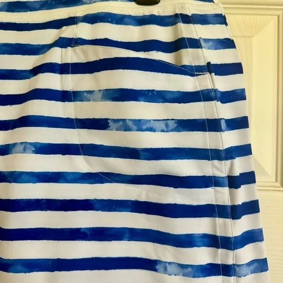RLX Ralph Lauren New Size L Printed Aim Golf Sport Skort Blue and White Stripe