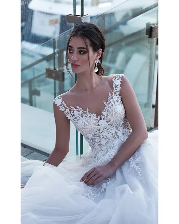 Romantic Bridal Gowns For Spring 2020 Sexy Lace Wedding Dress with Lace Appliques
