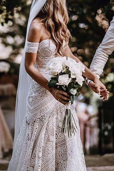Romantic Simple Off-the-shoulder Sweep Train Long Tulle Beach Bridal Gown Wedding Dresses OHD145