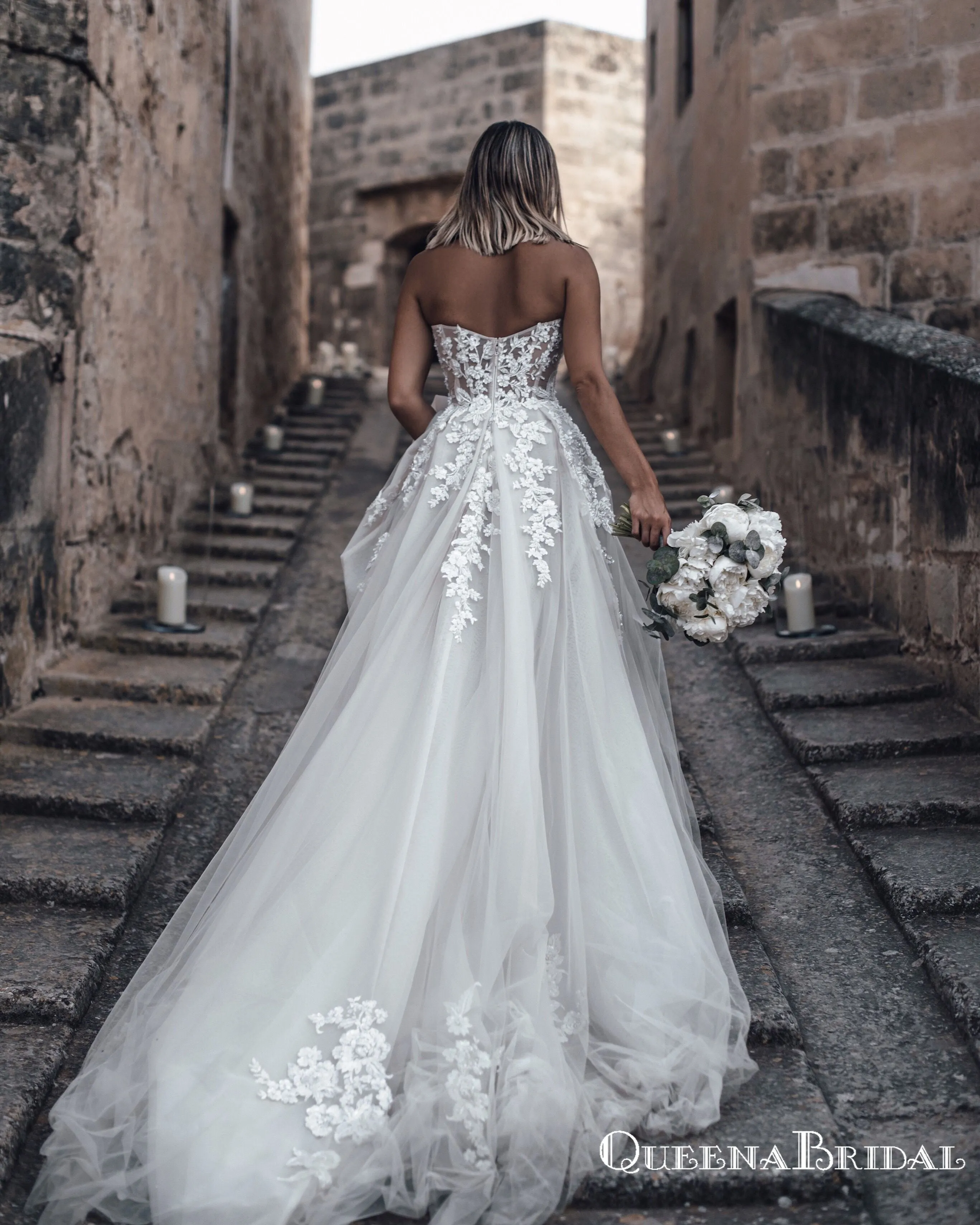 Romantic Sweetheart A-Line White Wedding Dresses with 3D Flower Applique, QB0819