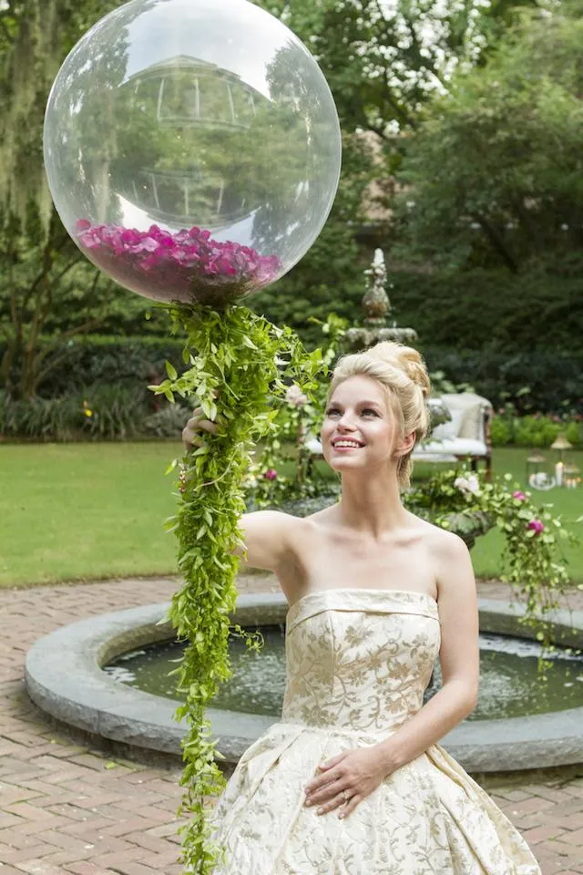Royal-inspired Embroidery Wedding Dresses  with Satin Skirt