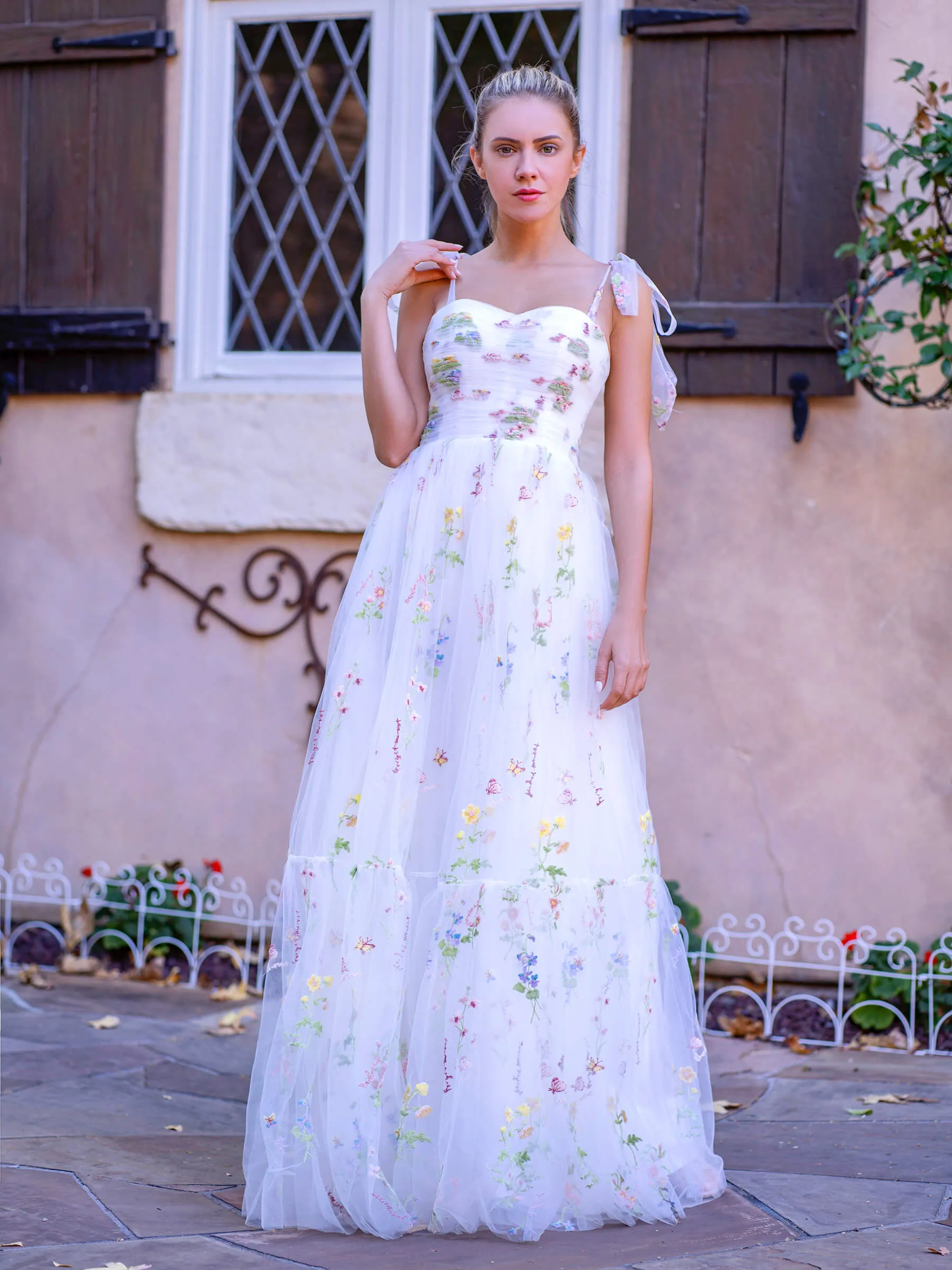 Roycebridal Sweetheart Neck Floor Length Tulle Embroidery Floral Prom Dress