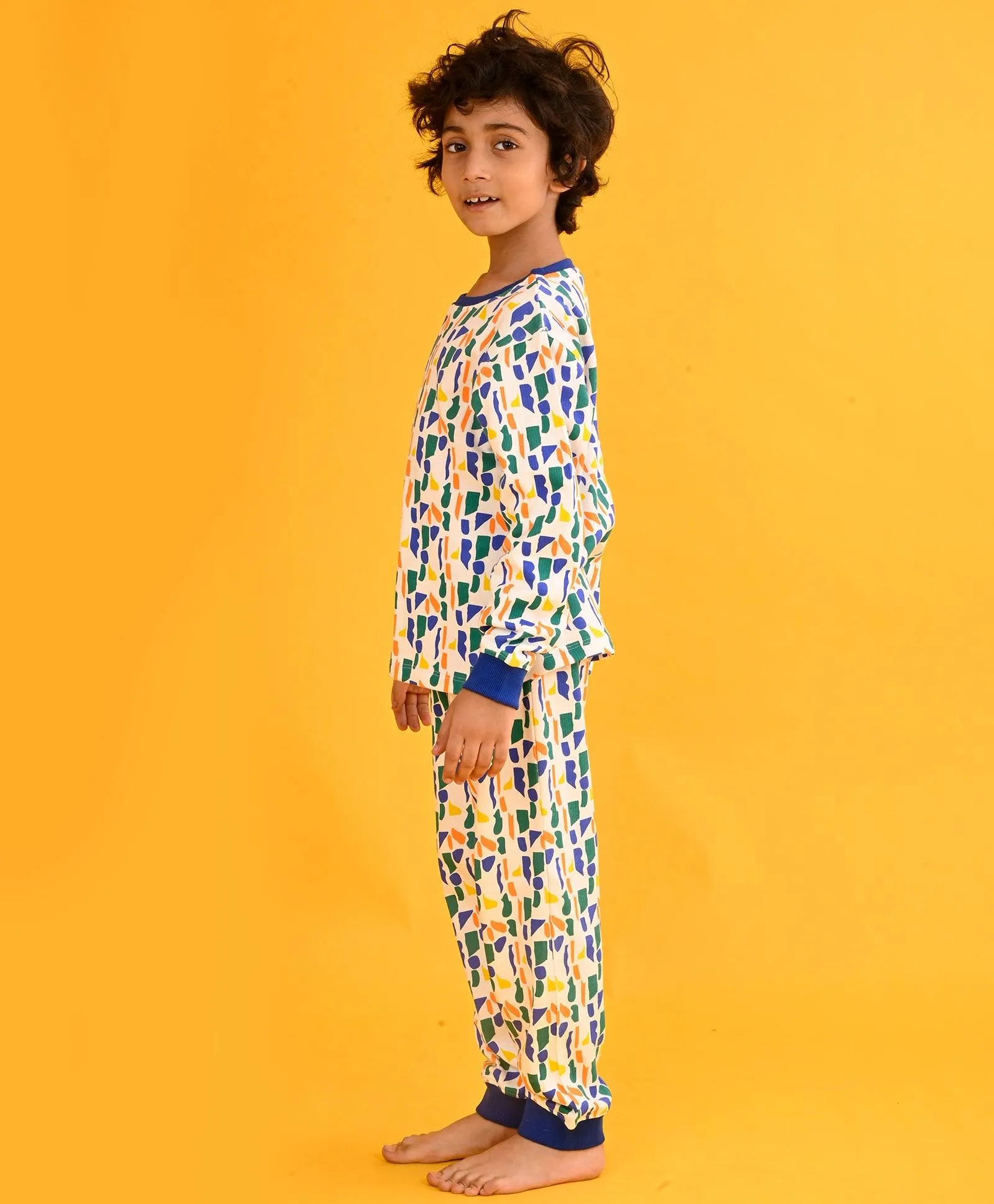 SHAPES LONG SLEEVES BOYS WARM THERMAL SET - WHITE