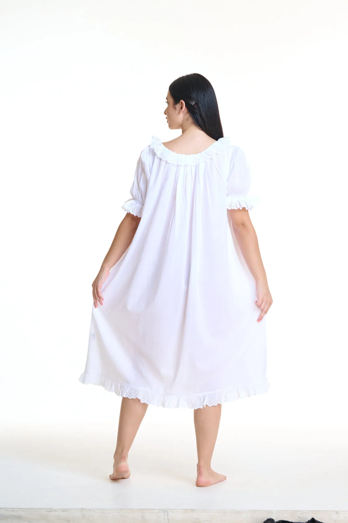 Short Sleeved Laced Nightie