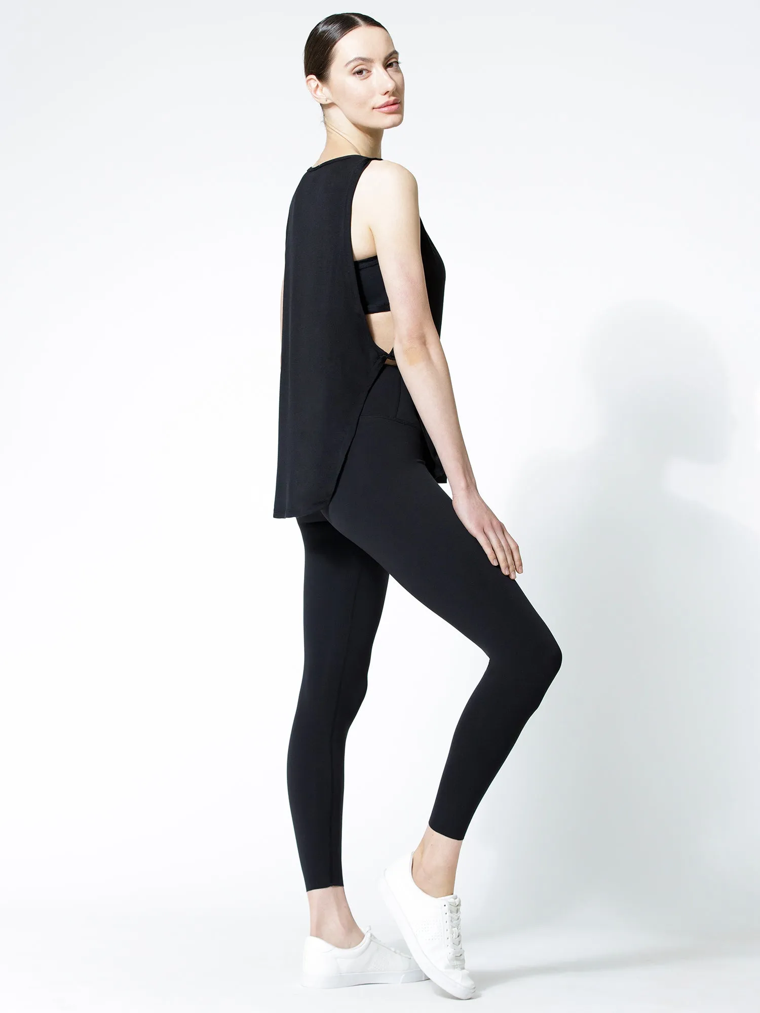 SIDE TWIST SURF TANK, LONG, BLACK
