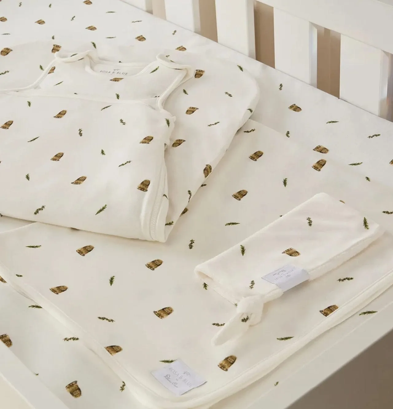Silver Cross Cot Bed Starter Bundle - Bunny Print