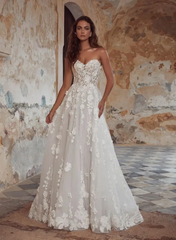 Size 8 Calla Blanche 123111 Shania Ivory/Latte Gown